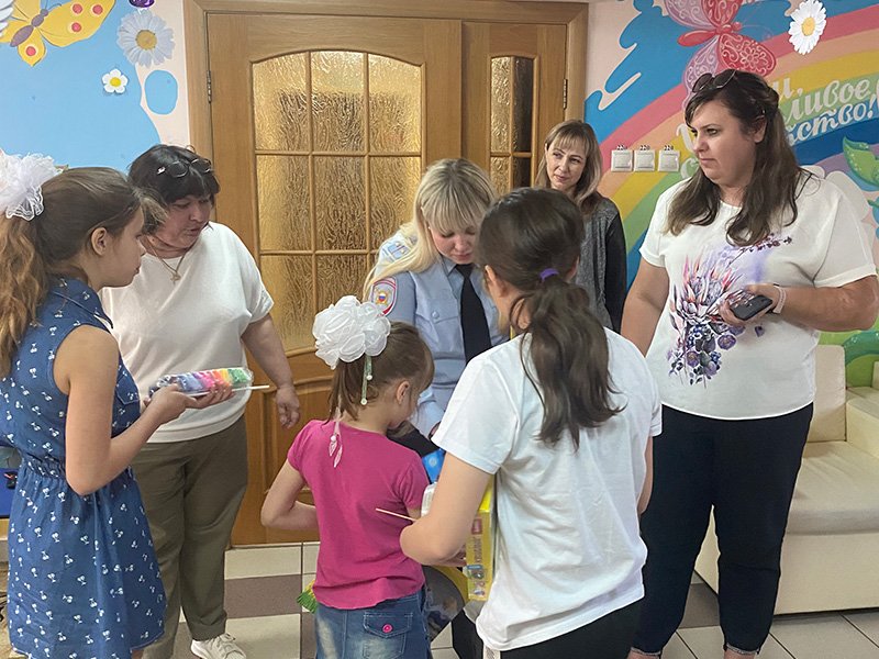 Чернянские полицейские навестили воспитанников Центра социальной помощи семьи и детям
